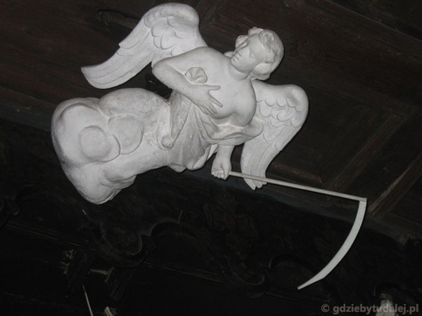 Anioł śmierci - automatycznie schylamy głowy