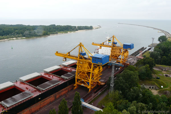 Widoki na port w Świnoujściu.
