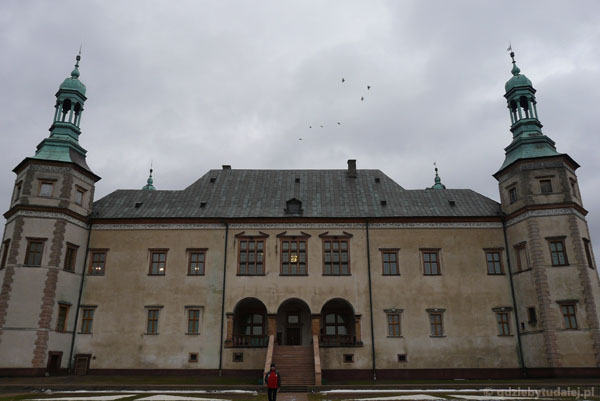 Pałac biskupów krakowskich, XVII w.