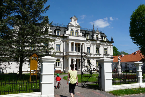 Eklektyczny (XIX-XX) Pałac Bucholtzów w Supraślu.