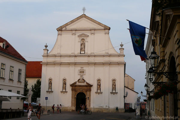 Barokowy (XVII) Kościół Św. Katarzyny.