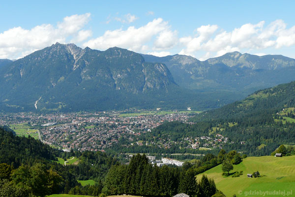 Garmisch-Partenkirchen z góry.