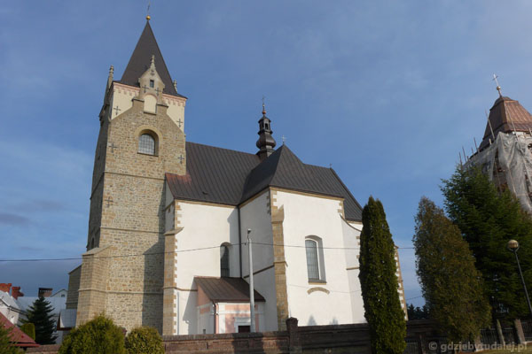 Późnogotycki kościół parafialny.