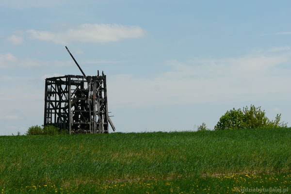 Pozostałości jednego z wiatraków w okolicach Sokółki.
