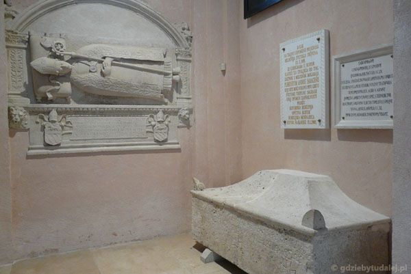 Sarkofag z IX w.