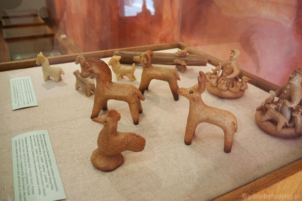 Figurki wotywne - pomagały wyjść zwierzętom z chorób.