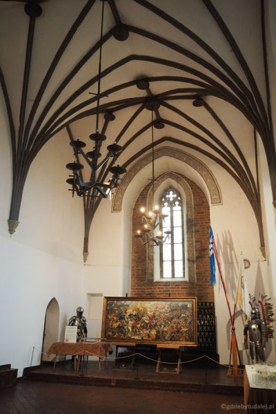 Zamkowa kaplica zachowała gotycki charakter.